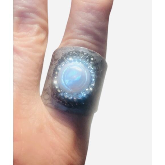 Mabe Pearl Ring with Faux Snakeskin Covered Metal and Halo of CZ and Marcasite - Picture 3 of 6